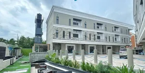 5bdrm Duplex in Parkview Estate for rent