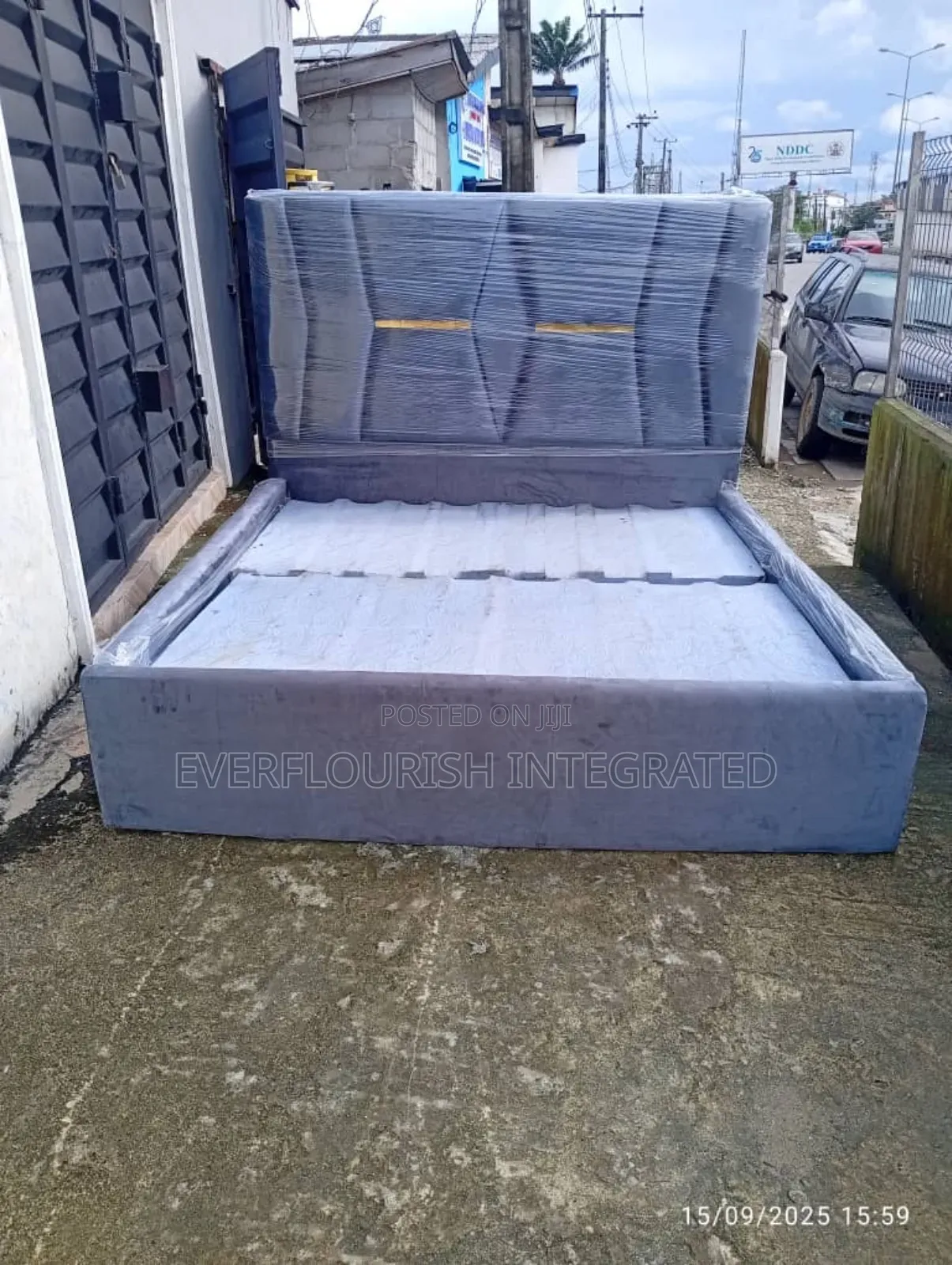 Executive Bed Frame 6ftx6ft