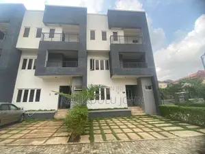 4bdrm Townhouse/Terrace in Mabushi for sale