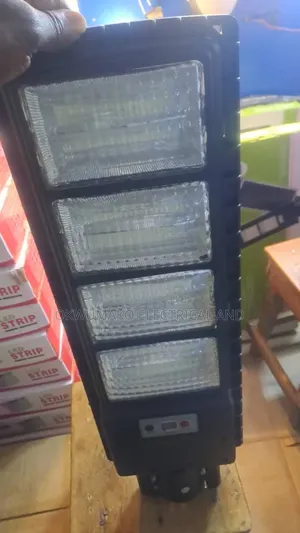 Four Eyes Light