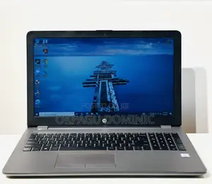 Laptop HP 250 G6 8GB Intel Core I3 SSD 1T
