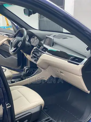 BMW X1 sDrive28i FWD 2019 Blue