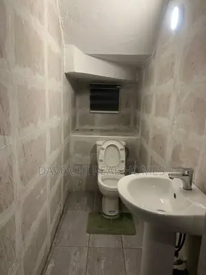 Studio Apartment in Orchid Road, Lekki Phase 2 for rent