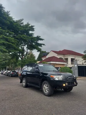 Toyota Land Cruiser 2004 Black