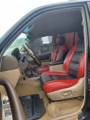 Toyota Land Cruiser 2004 Black
