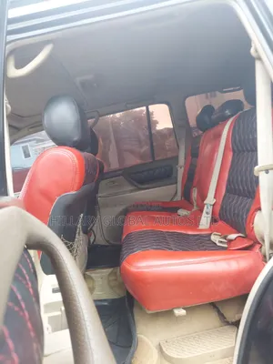 Toyota Land Cruiser 2004 Black