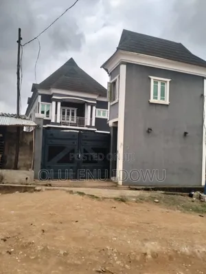 Furnished 5bdrm Duplex in Baruwa for sale