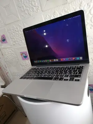 Laptop Apple MacBook Pro 8GB Intel Core i5 SSD 256GB
