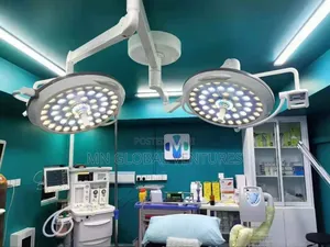 Double Arm Operating Light