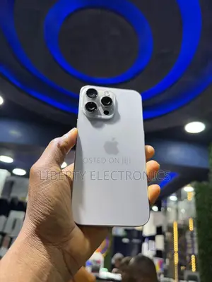 Apple iPhone 15 Pro Max 256 GB