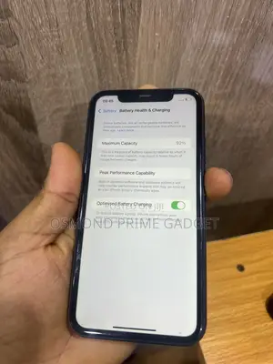 Apple iPhone 11 64 GB Black