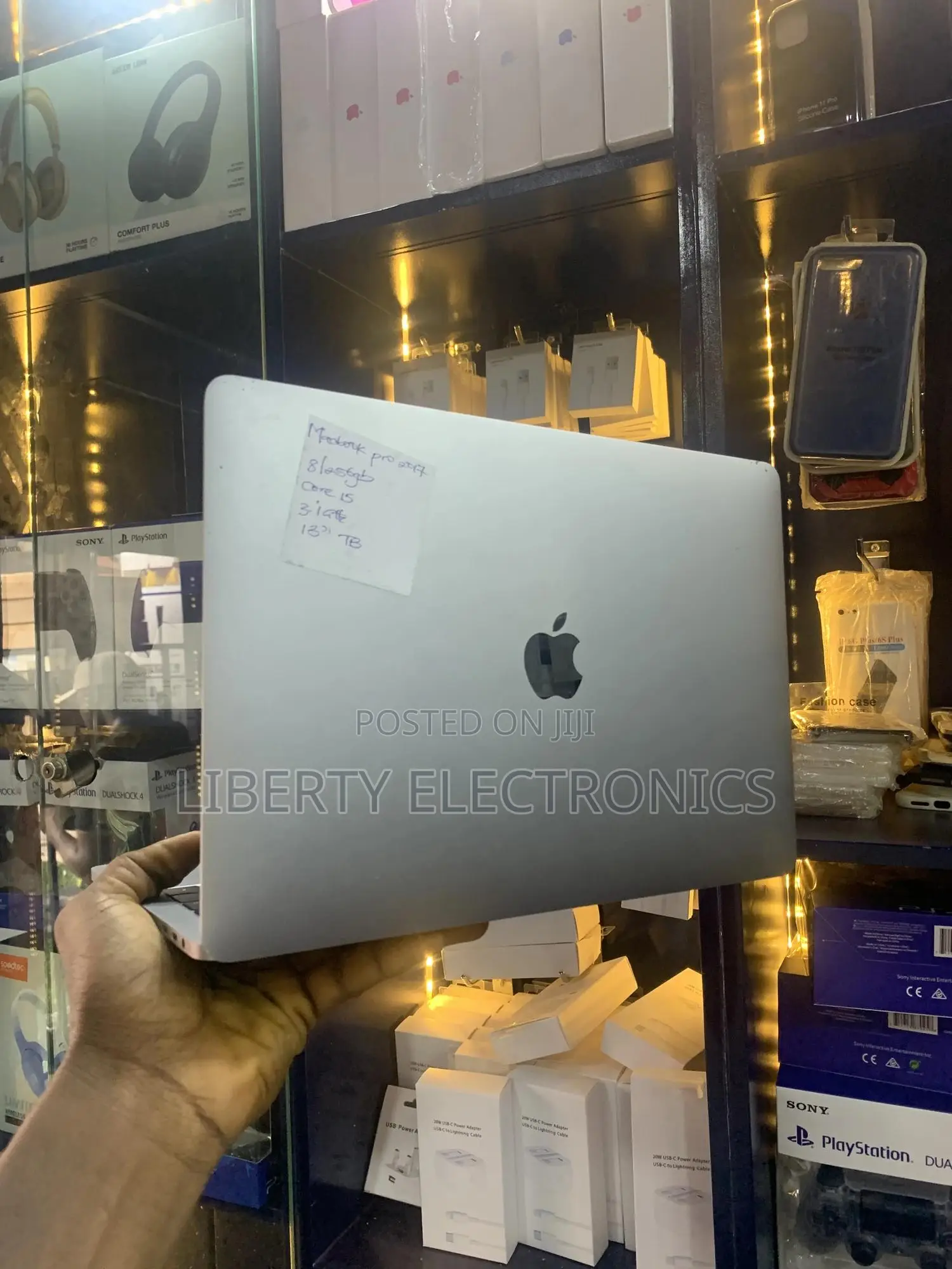 Laptop Apple MacBook Pro 2017 8GB Intel Core I5 SSD 256GB