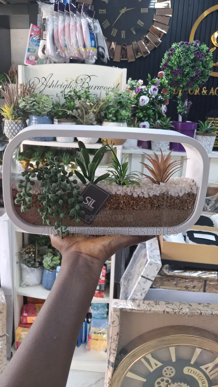 Rectangular Artificial Flower Devor