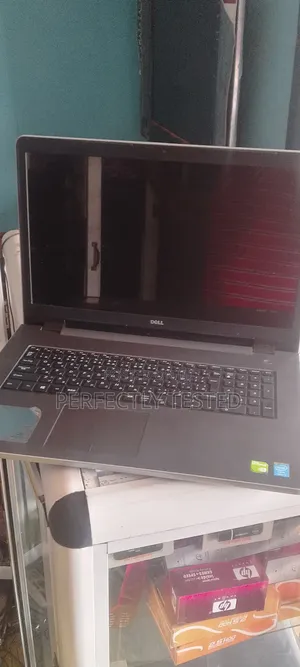 Laptop Dell Inspiron 17 5758 8GB Intel Core i5 HDD 1T