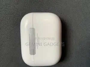 Neatly Used Apple Airpod Pro 2