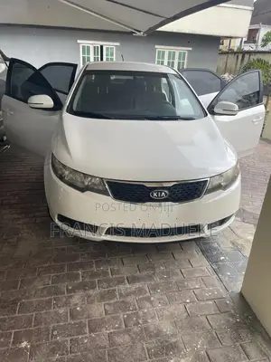 Kia Forte EX Sedan 2012 White