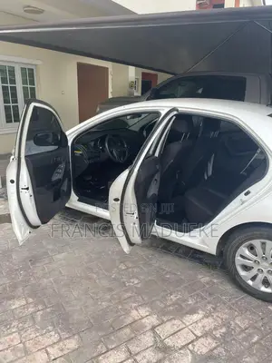 Kia Forte EX Sedan 2012 White