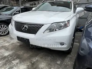 Lexus RX 350 FWD 2012 White