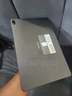 Laptop Huawei MateBook X Pro 8GB Qualcomm Snapdragon X Plus SSD 128GB