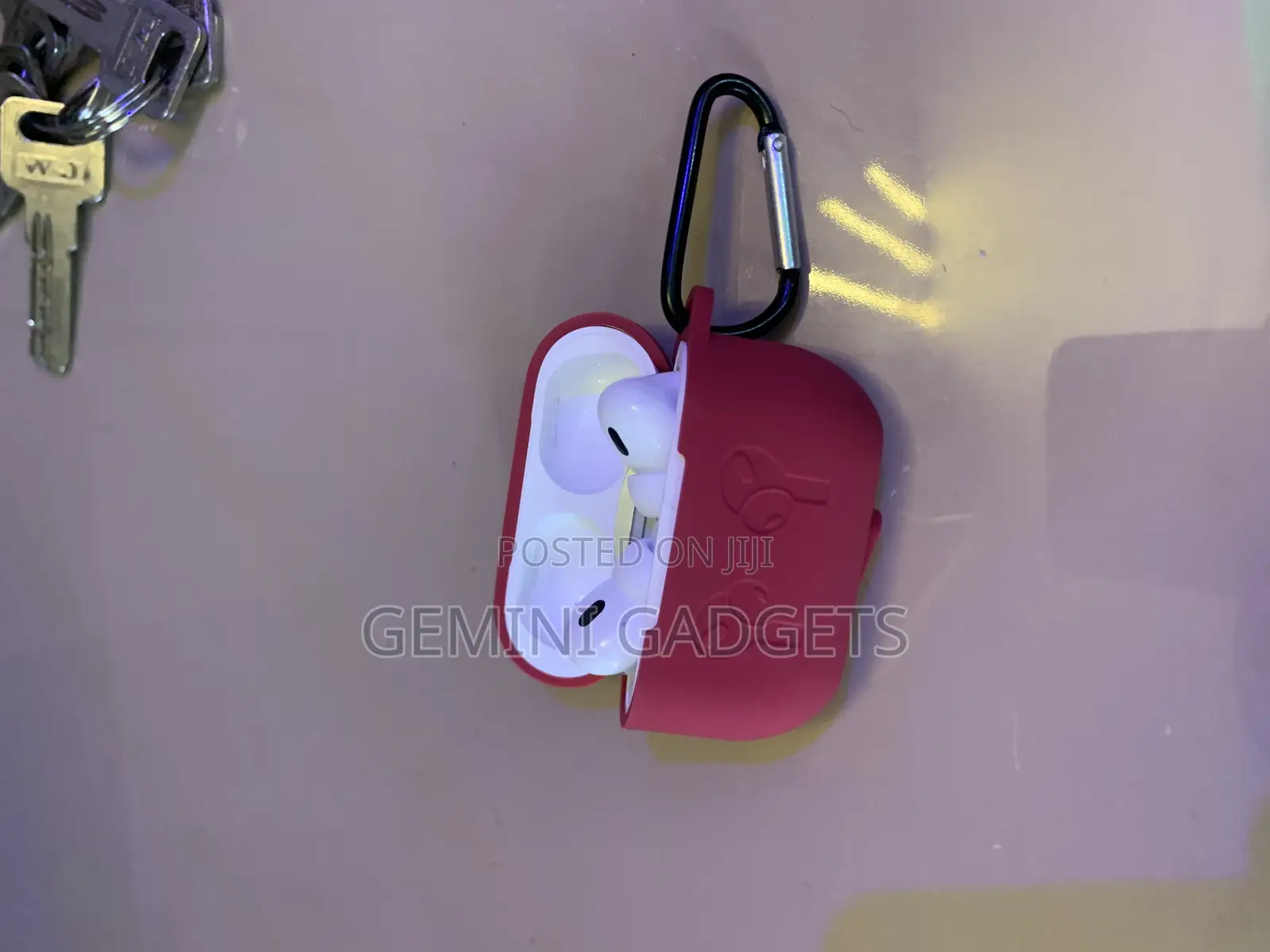 Neat Authentic Apple Airpod Pro 2