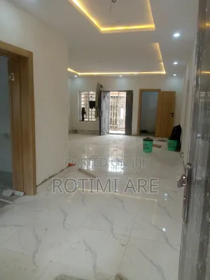 Furnished 3bdrm Block of Flats in Tired Road, Ago Palace for rent