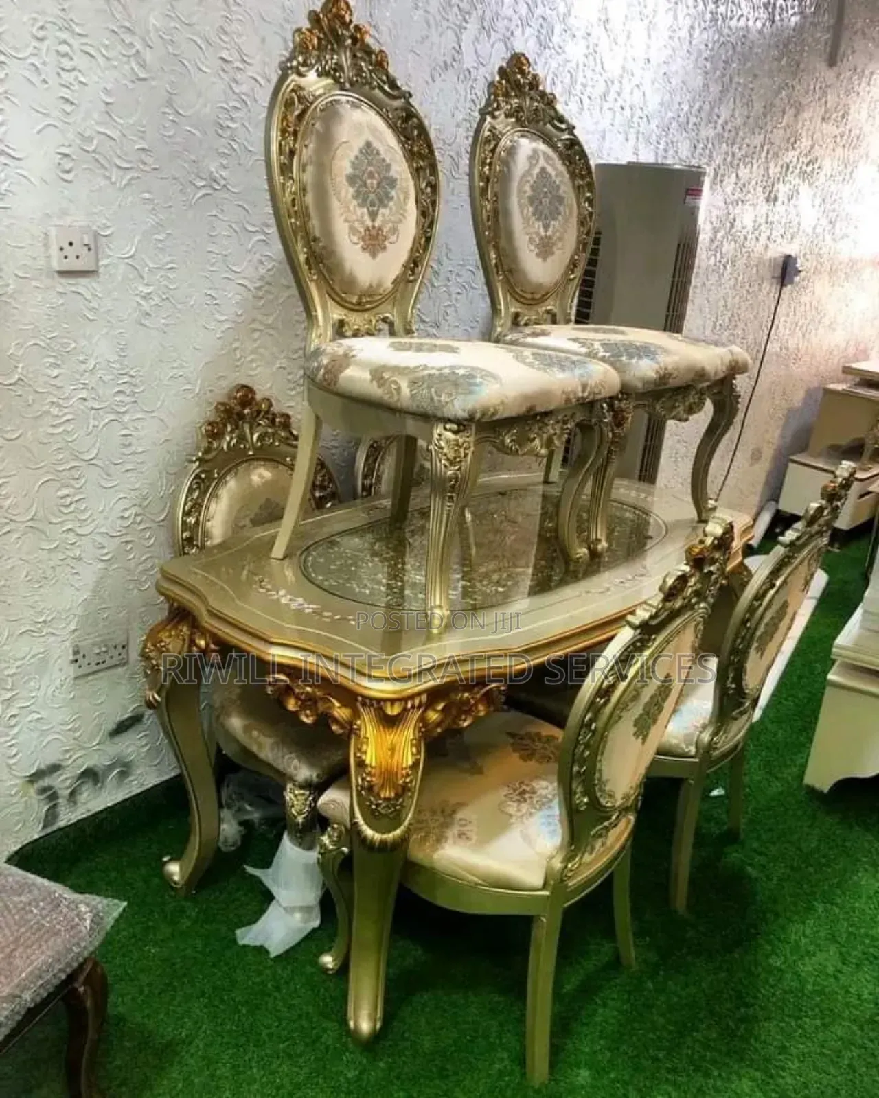 Six Seaters Marble Dining Table