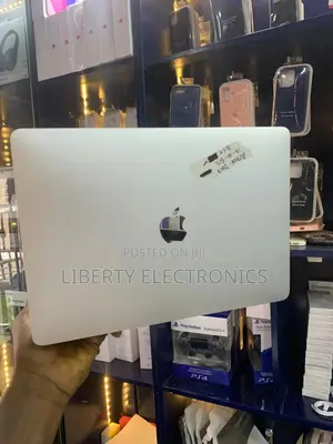 Laptop Apple MacBook Pro 2017 16GB Intel Core I7 SSD 512GB