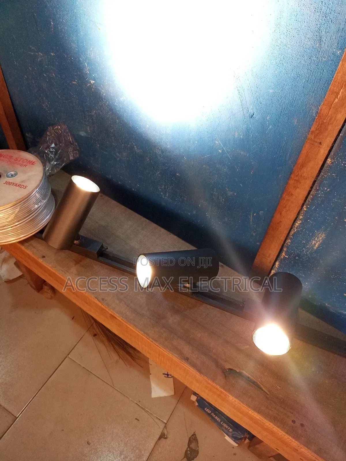 3in1 Track Light Double Colour