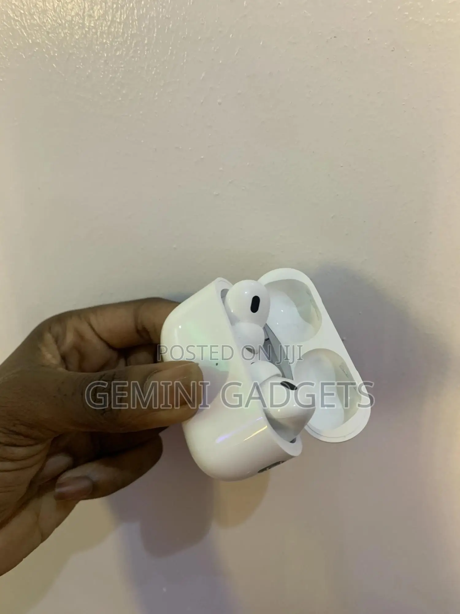 Neatly Used Airpod Pro 2 Original