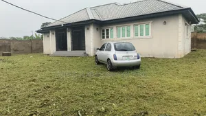 2bdrm Bungalow in Apapa Estate, Moniya for sale