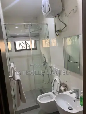 New 2 Bedroom Flat
