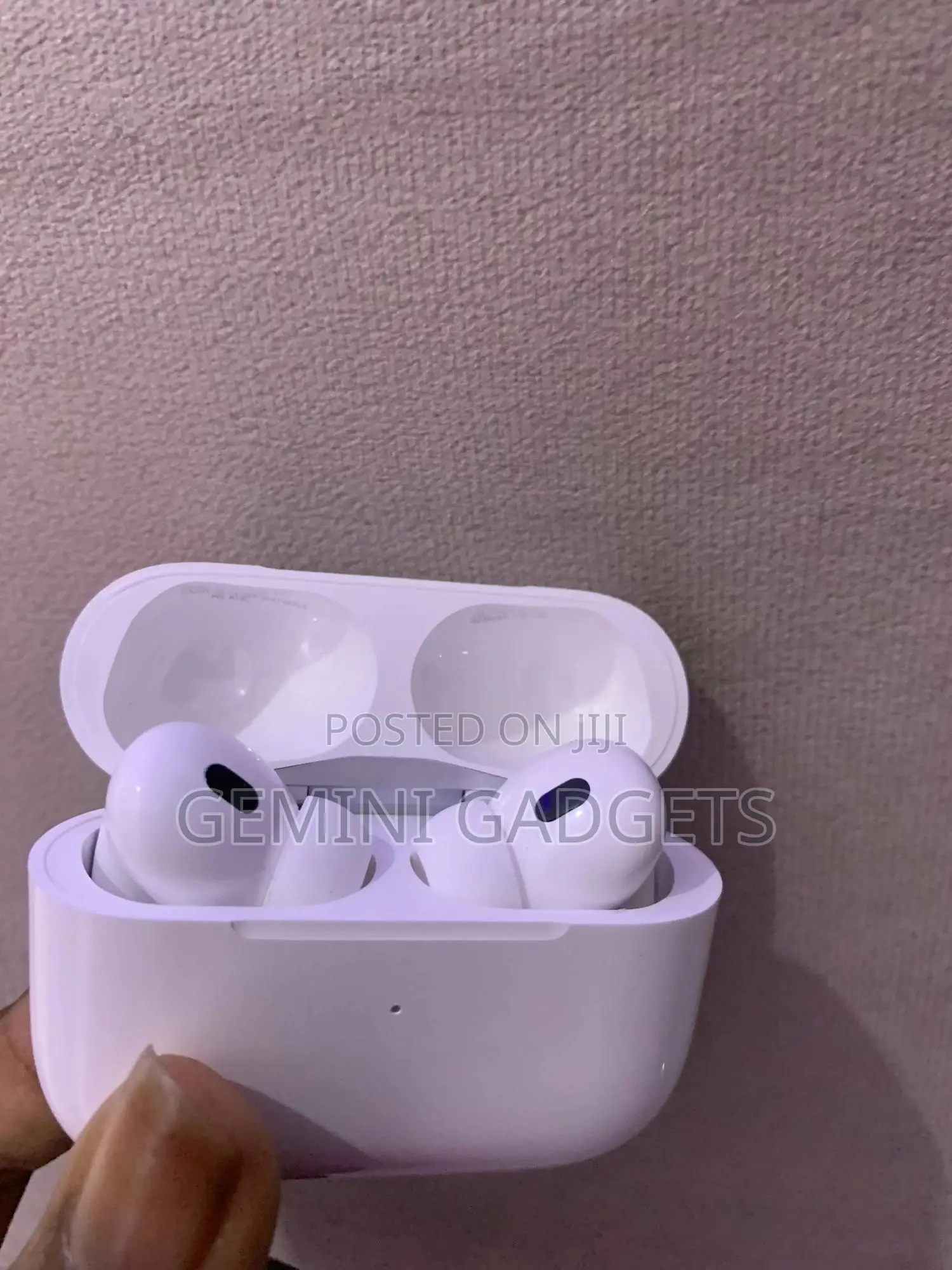 Neatly Used Airpod Pro 2