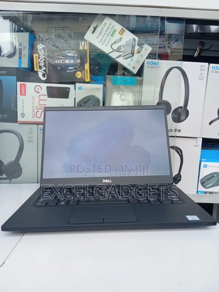 Laptop Dell Latitude 7390 8GB Intel Core I7 SSD 256GB