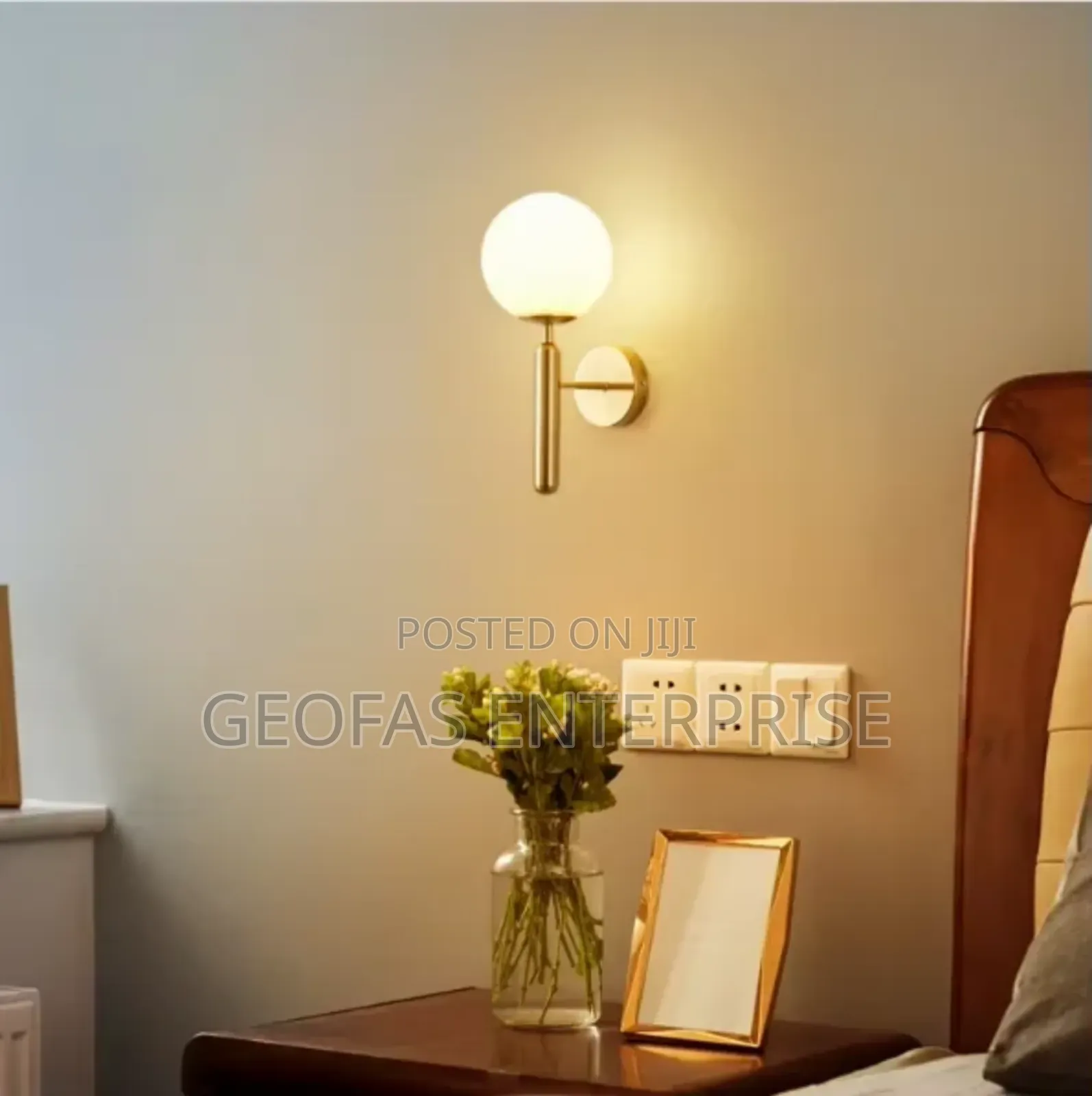 High Quality Modern Design Billionaire Living Room Wall Bracelet Light
