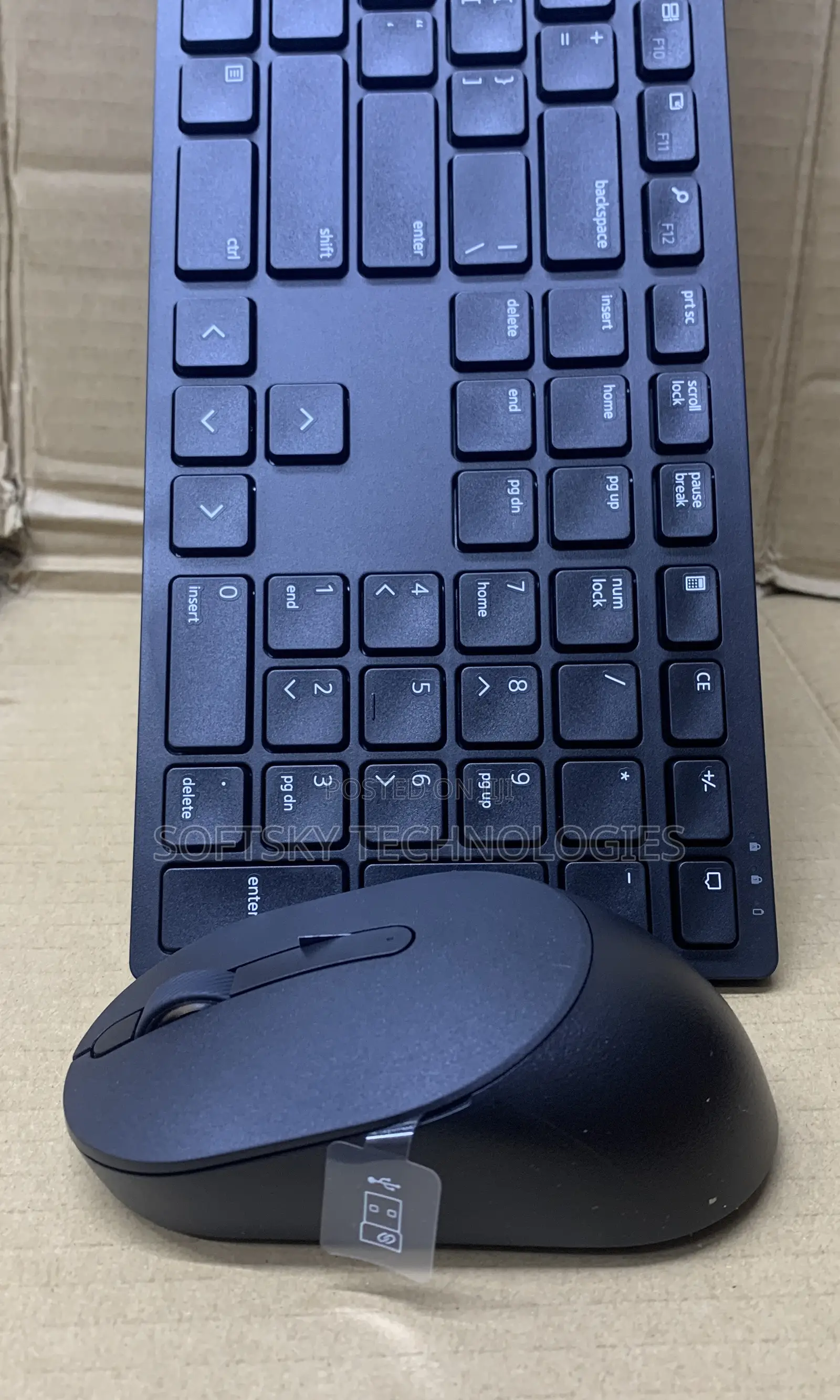 Dell Km5221w Wireless Keyboard and Mouse