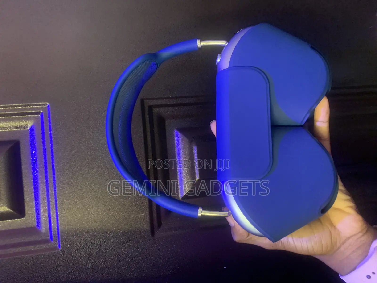 Authentic Neat Apple Airpod Max Blue