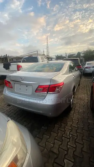Lexus ES 350 2011 Silver