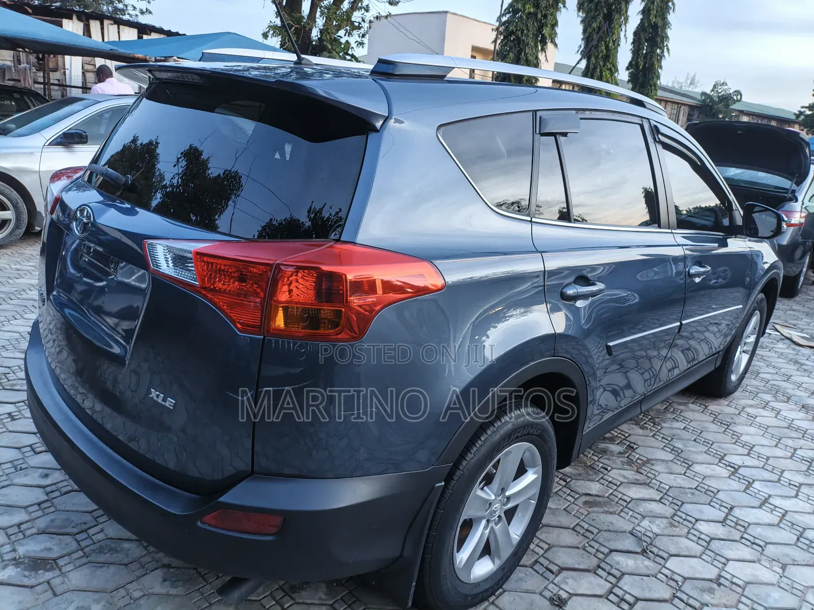 Toyota RAV4 2013 Blue