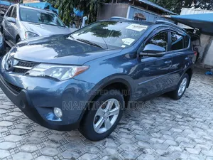 Toyota RAV4 2013 Blue
