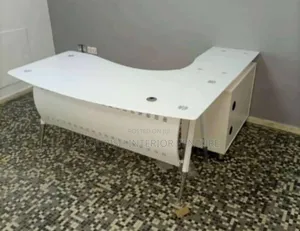 Qquality Imported Executive Luxury Glass Office Table