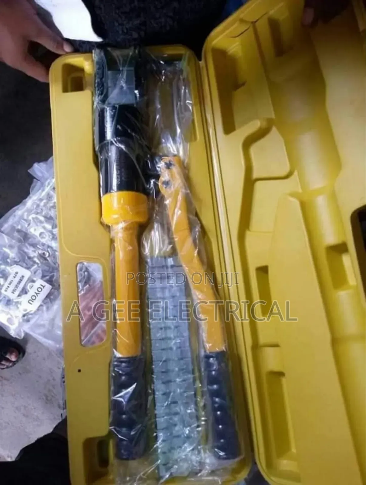 Cable Lugs Clipper