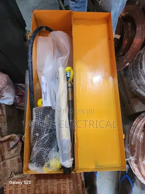 Cable Lugs Clipper