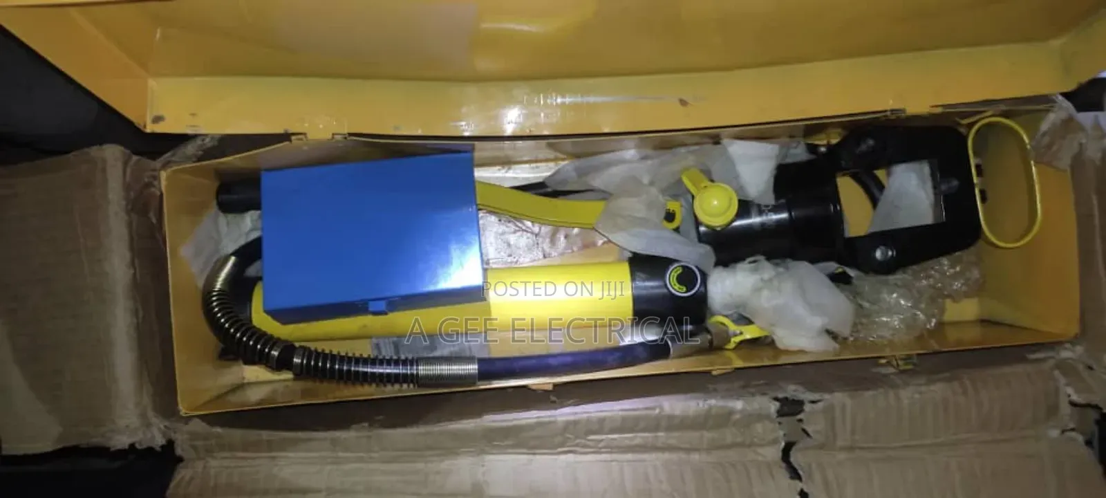 Cable Lugs Clipper