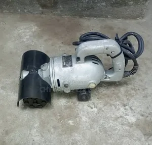 Aurand 8" Pneumatic Handheld Deck Scaler