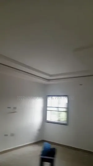 1bdrm Block of Flats in New Road Ada George for rent