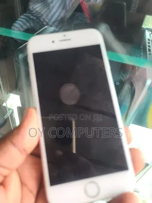 Apple iPhone 6s 32 GB Silver