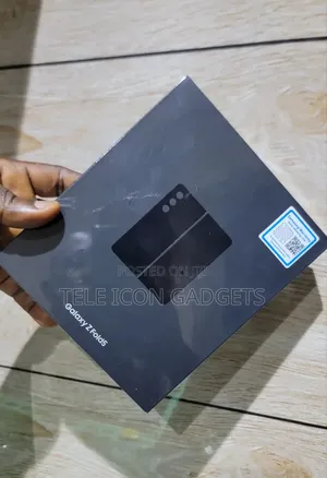 New Samsung Galaxy Z Fold 5 256 GB Blue
