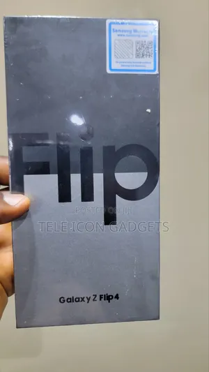 New Samsung Galaxy Z Flip4 256 GB Blue