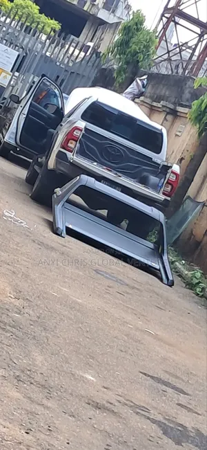Toyota Hilux Both Cover Sliding Type