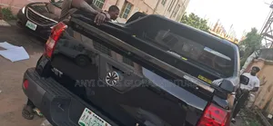 Hilux Cover Both Cover Sliding Type
